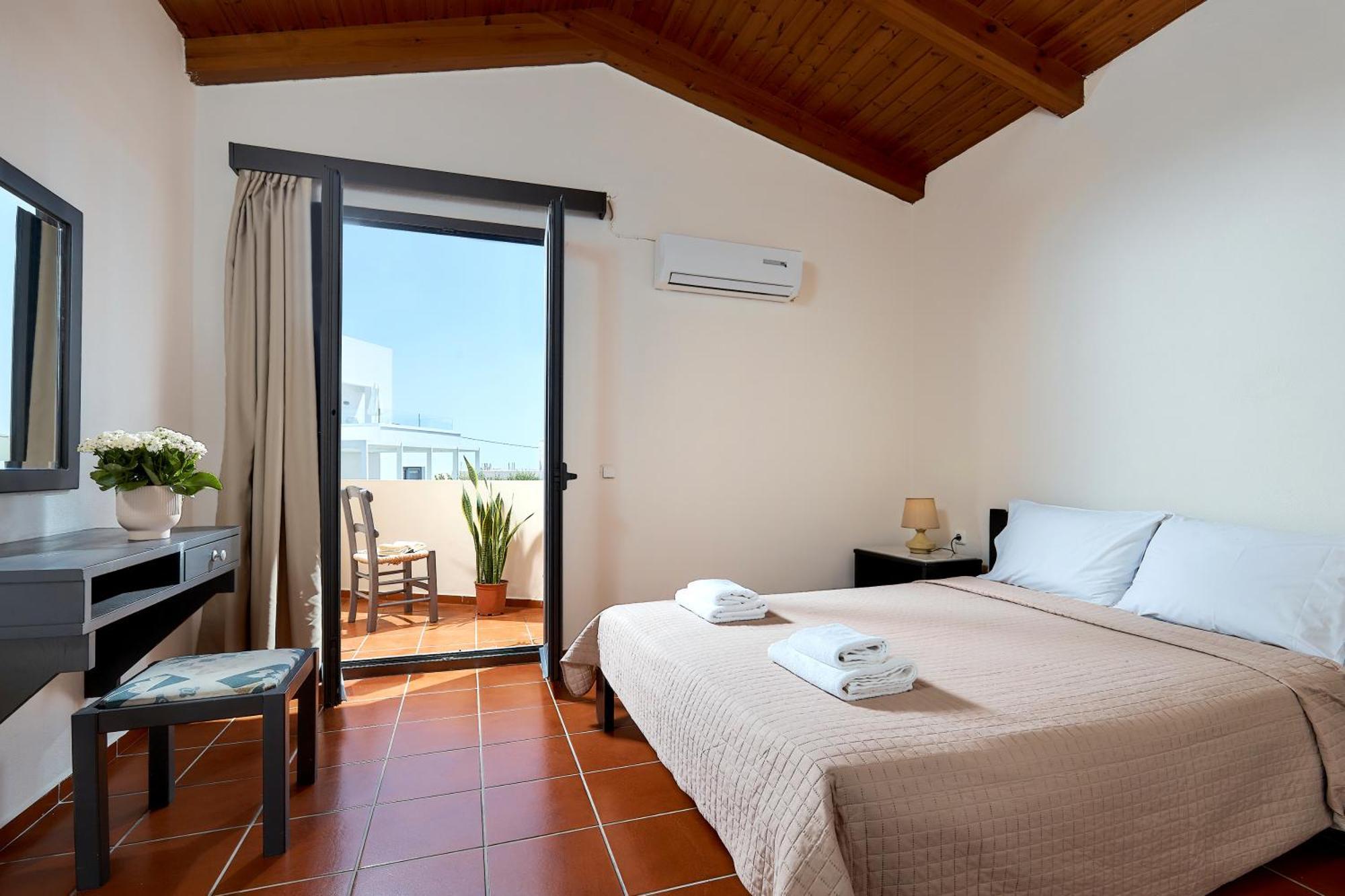 Creteco Hotel & Suites Gournes Gouvon Экстерьер фото