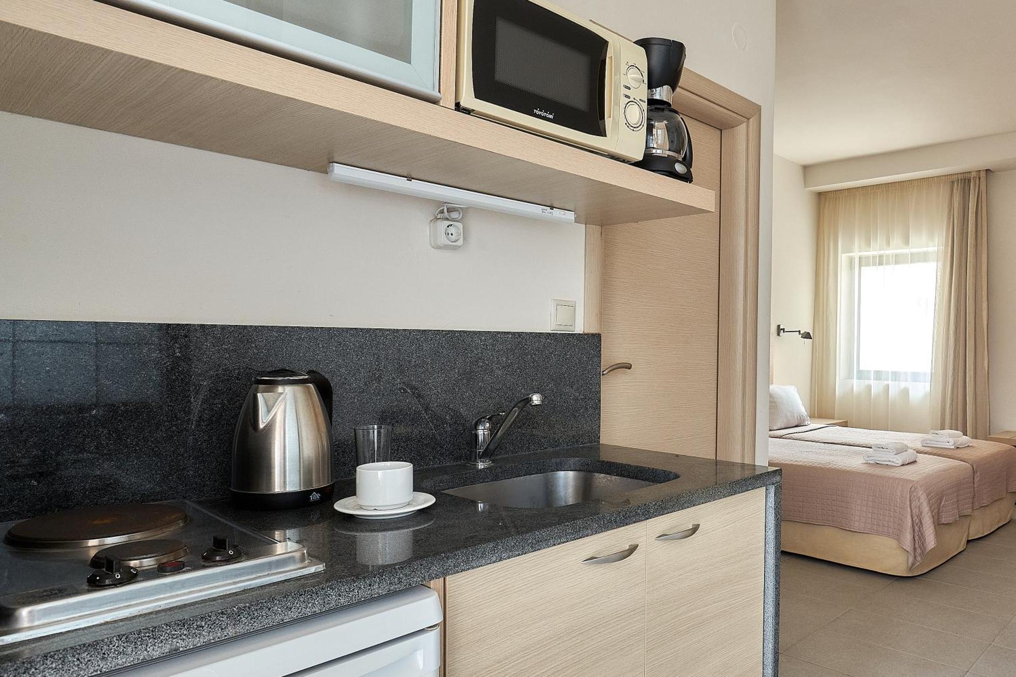 Creteco Hotel & Suites Gournes Gouvon Экстерьер фото