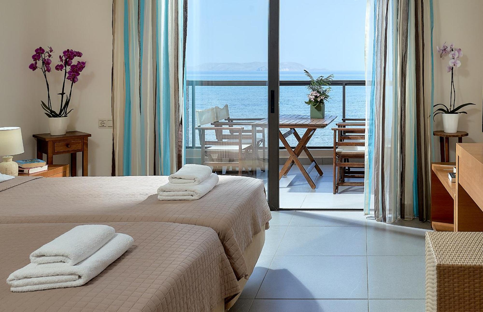 Creteco Hotel & Suites Gournes Gouvon Экстерьер фото